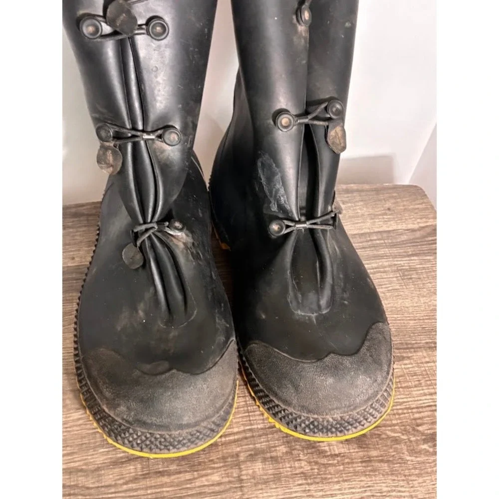 Servus Mens Black Rubber 3-Button Overboots Galoshes Yellow Sole XL 14-15 USA